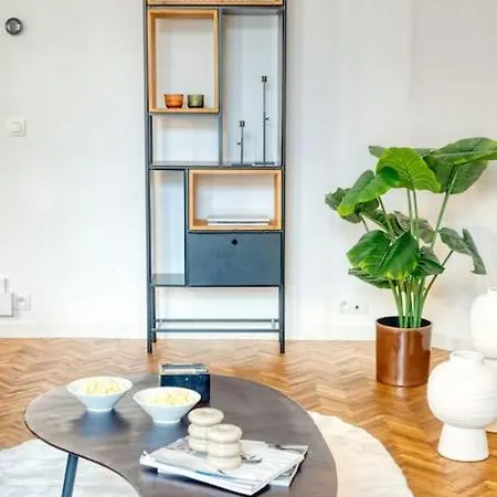 2-br Haven In Apartment Antwerp